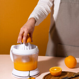 Citrus Juicers and Reamers